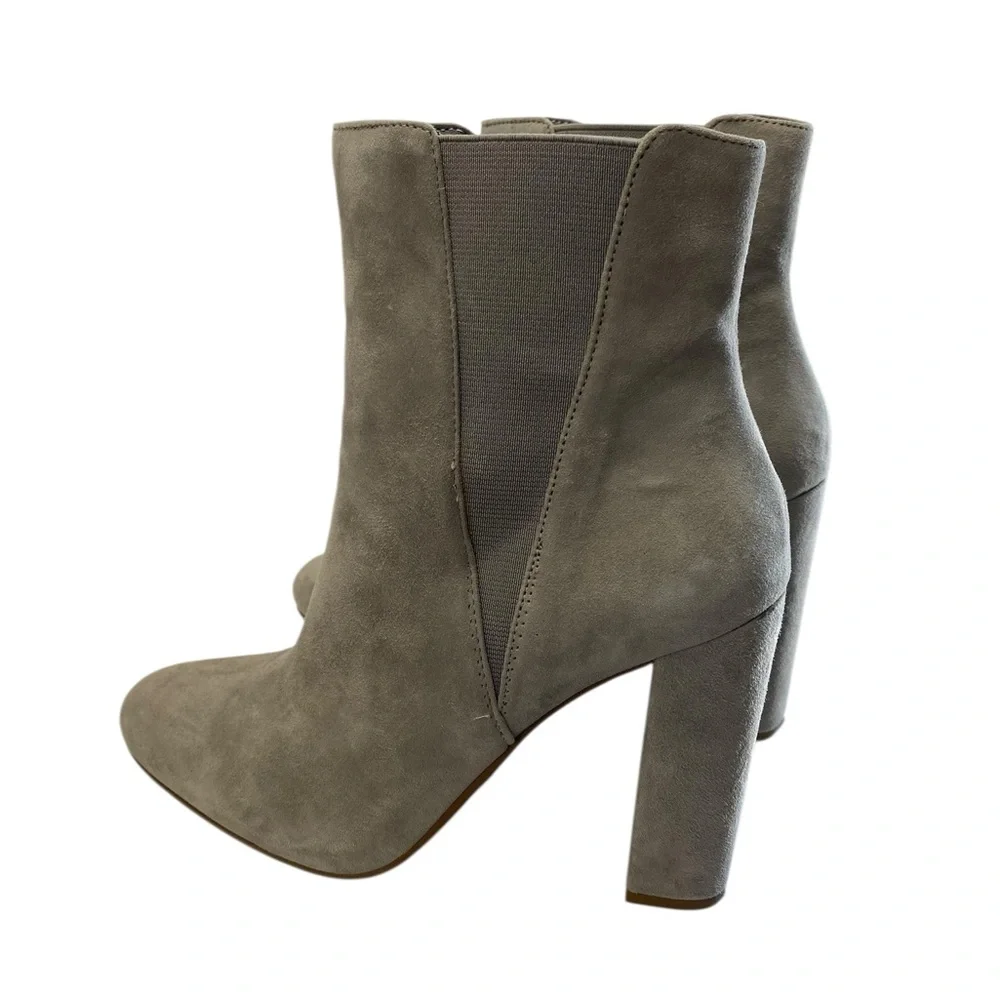 Steve Madden Suede Leather Ankle Effect Preppy Almond Toe Booties 7.5 Stone Gray